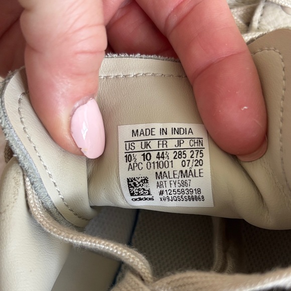 Adidas Men’s Stan Smith Cream Sneakers - Picture 5 of 5